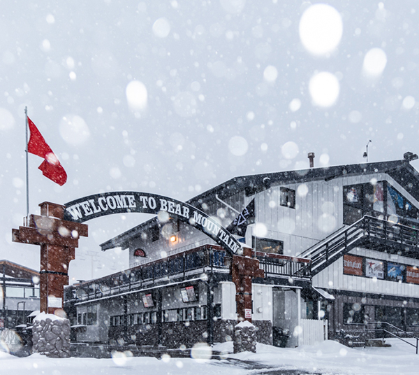 esquiar en bear mountain